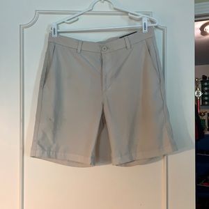 Vineyard vines khaki shorts